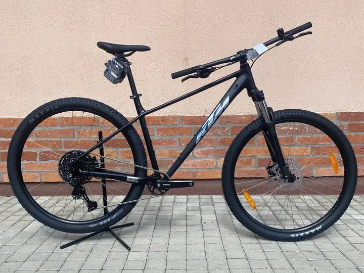 KTM Chicago 291 (2027), fekete
